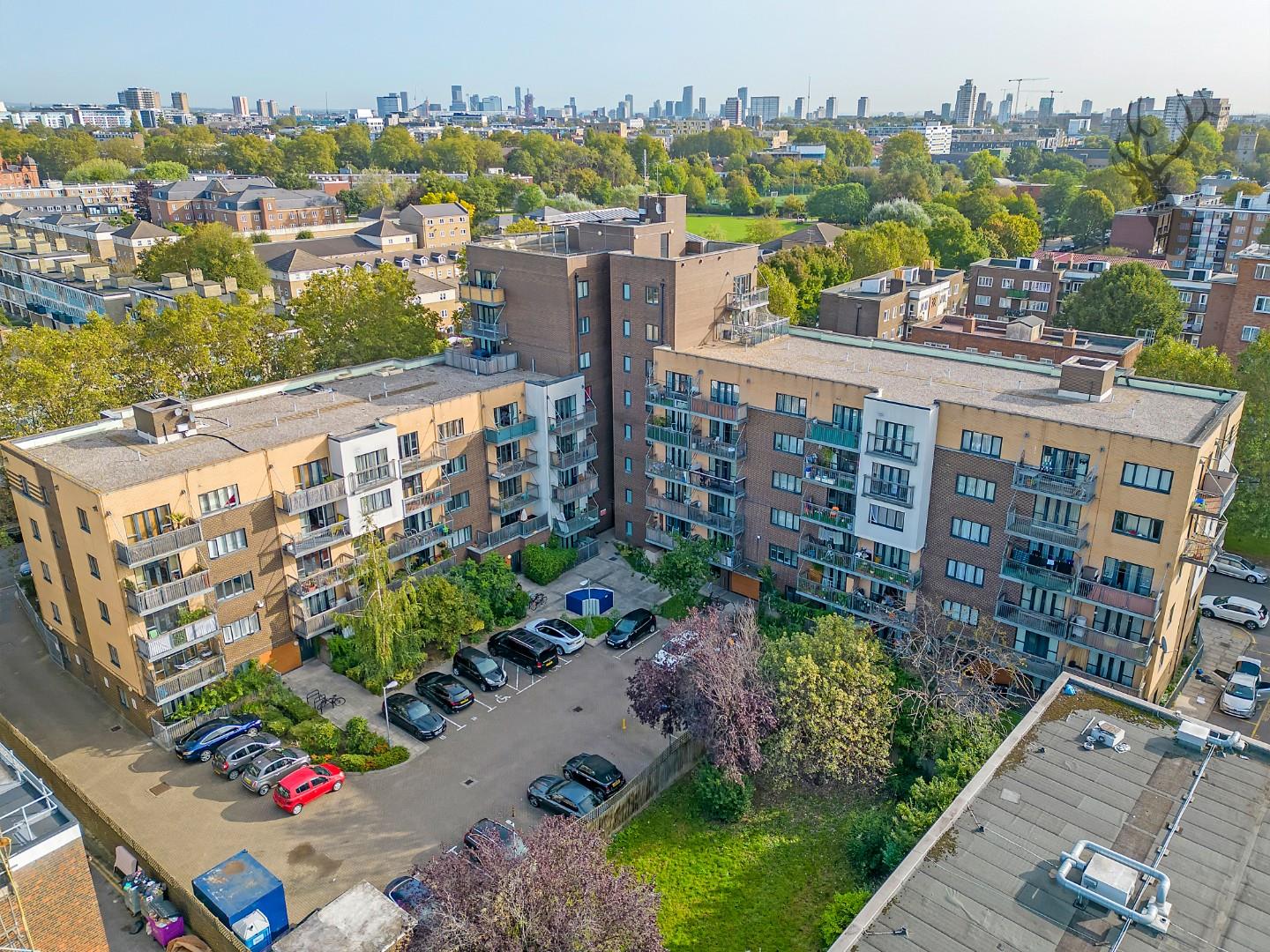 Property For Sale Stepney Way, Stepney Green, E1 2 Bedroom Flat