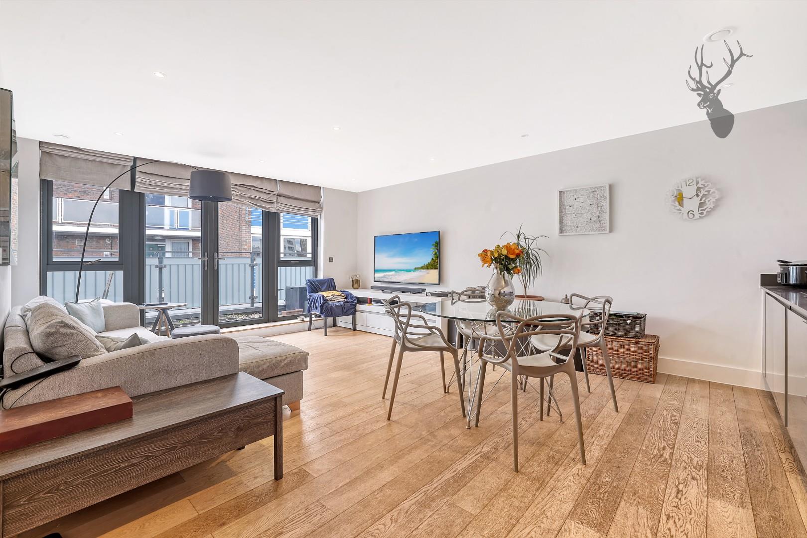 Property For Sale Whiston Road, Bethnal Green, E2 3 Bedroom Apartment