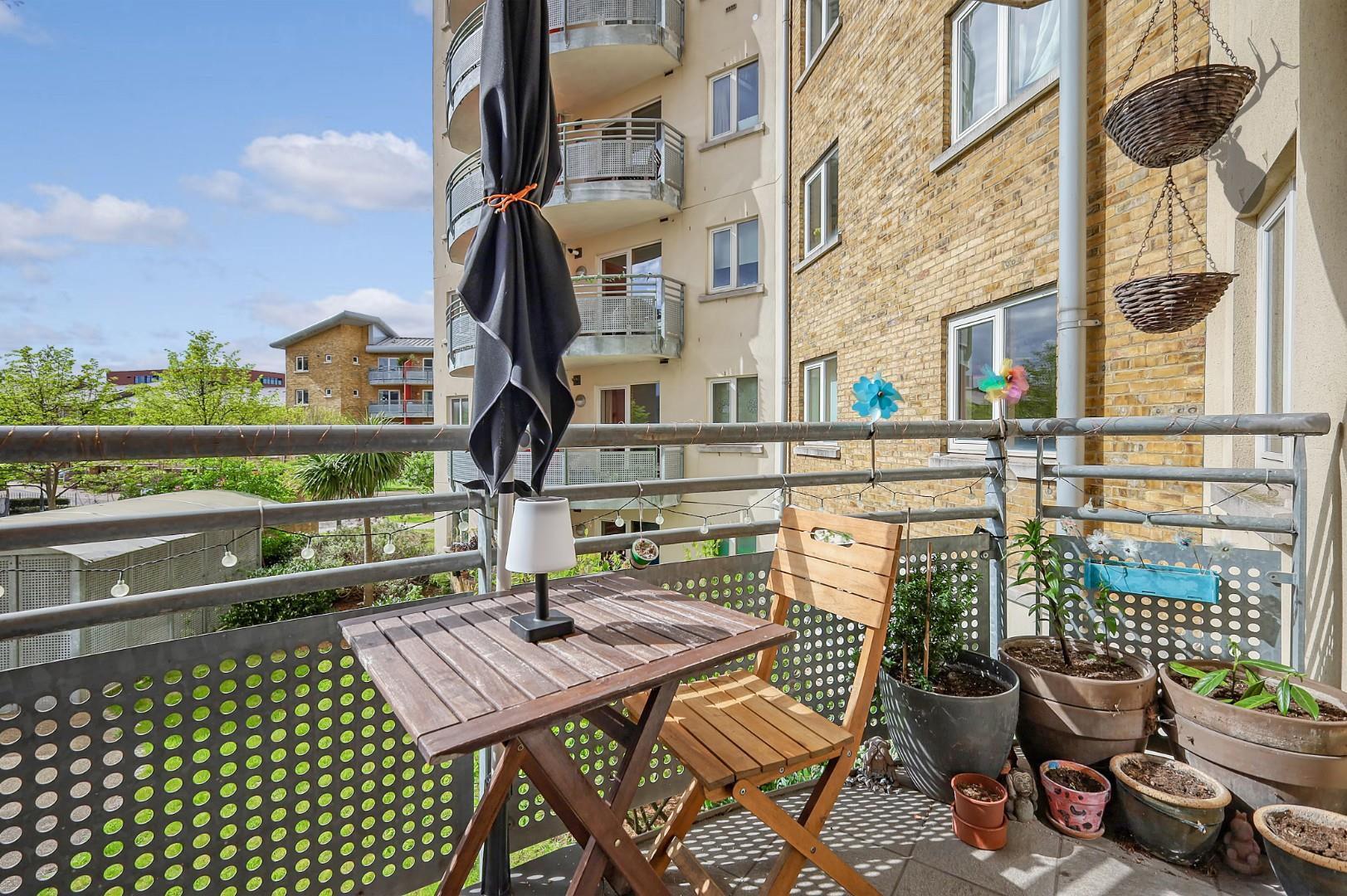 Similar Property: Apartment - First Floor in Bow