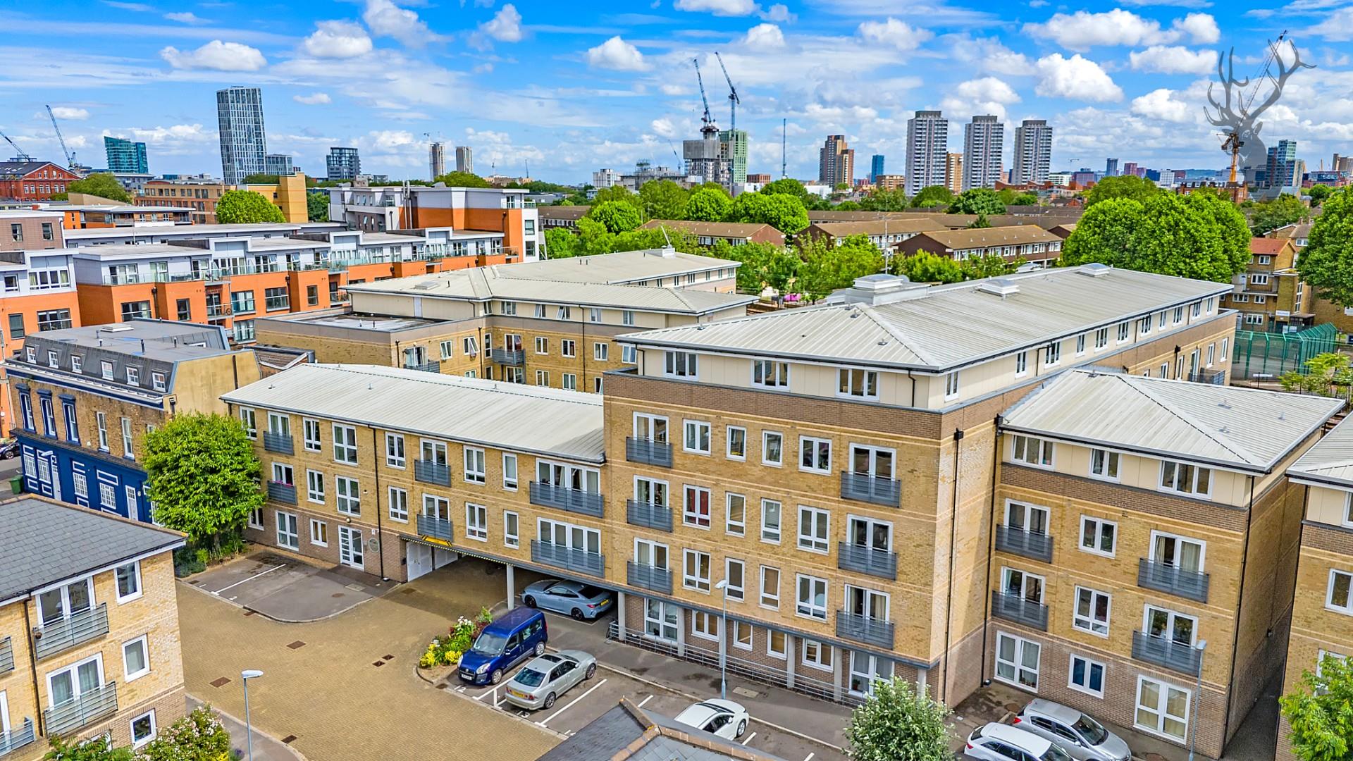 Similar Property: Flat in Bow