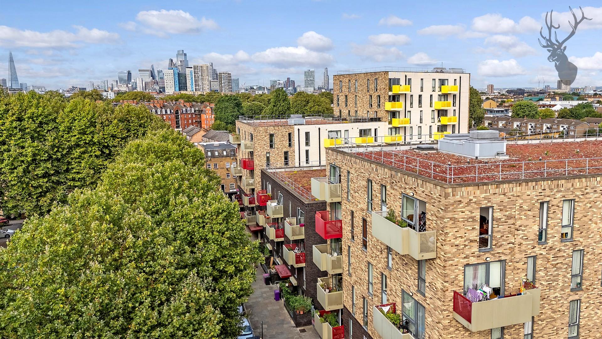 Similar Property: Apartment in Stepney Green