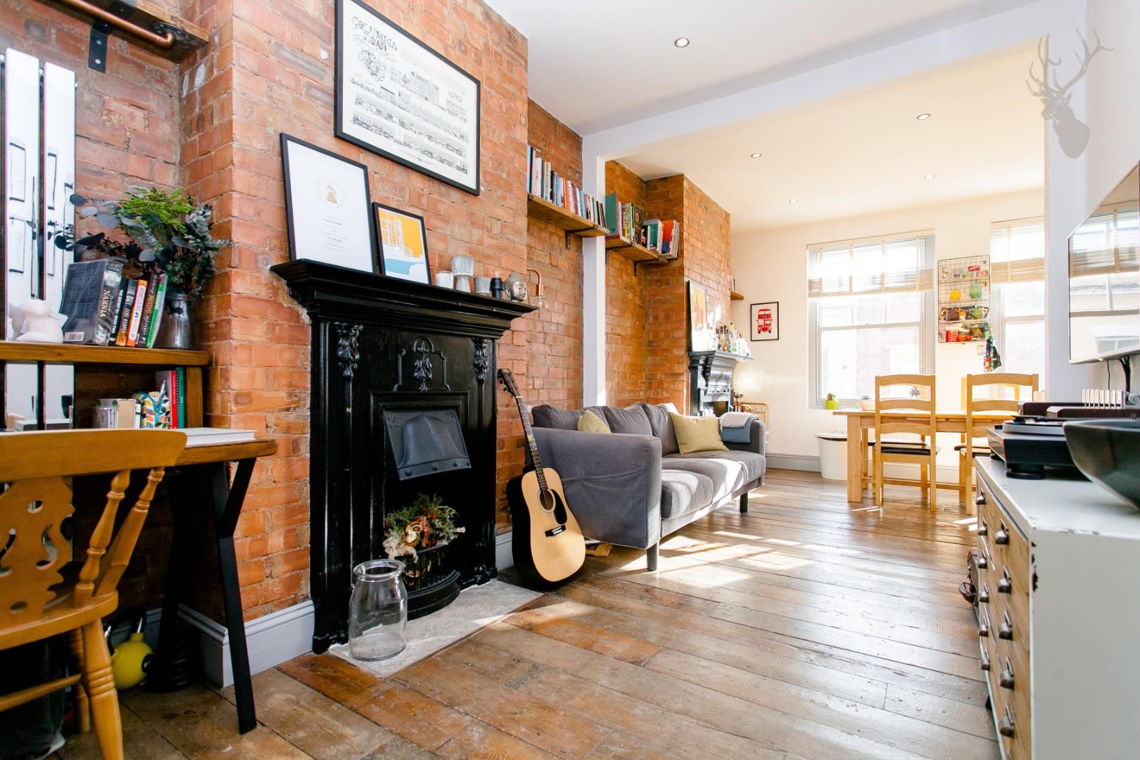 Similar Property: Apartment - First Floor in Bow
