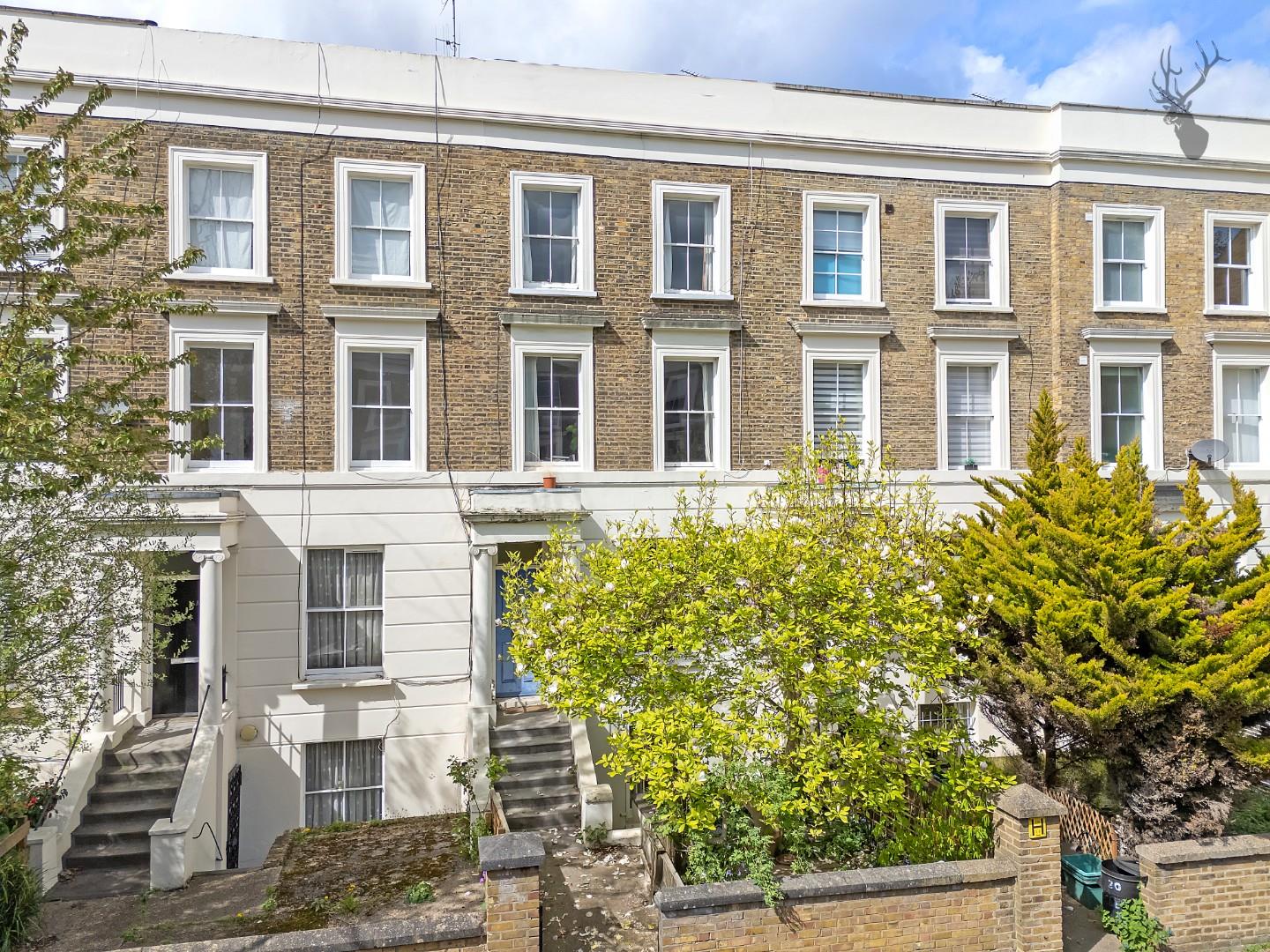Similar Property: Apartment - Duplex in De Beauvoir