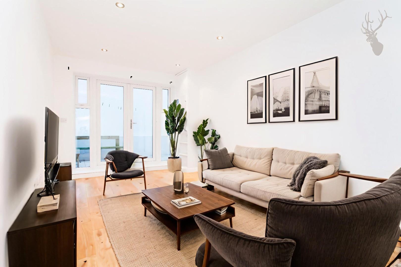 Similar Property: Apartment - Duplex in Bow