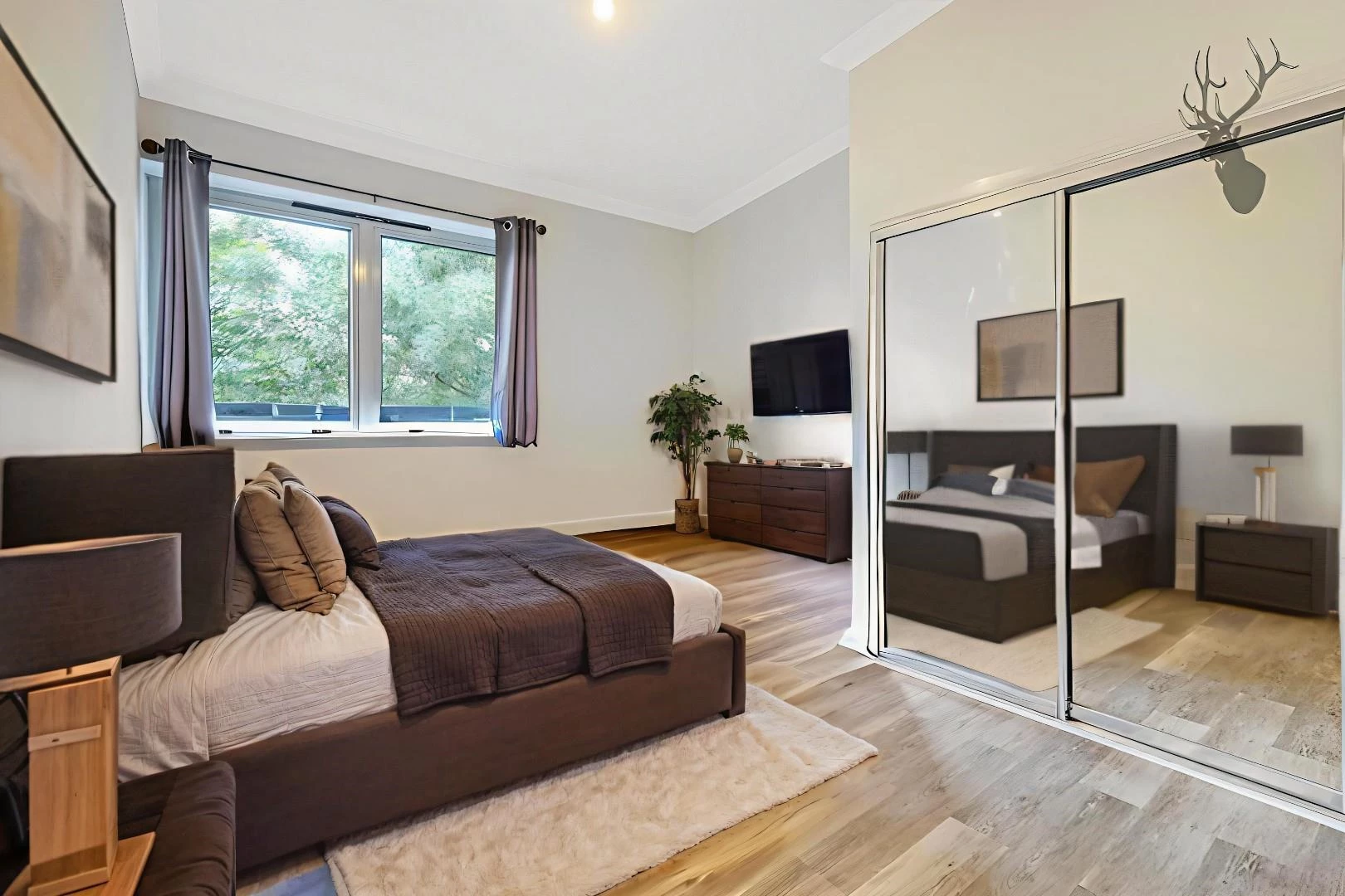 lnNHJ_pAjUOdH8RFslRp_g-Furniture-removed-0 - 5.jpg