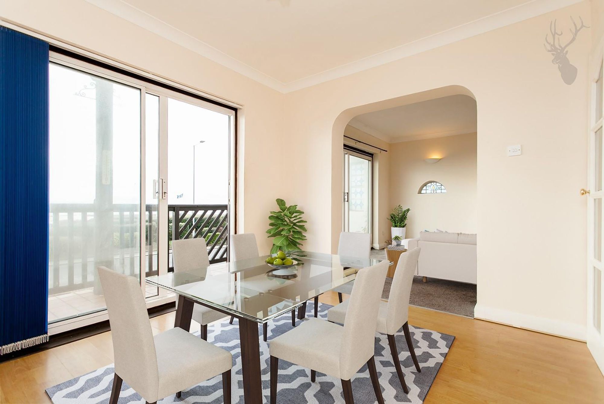 Dining area_Final.jpg