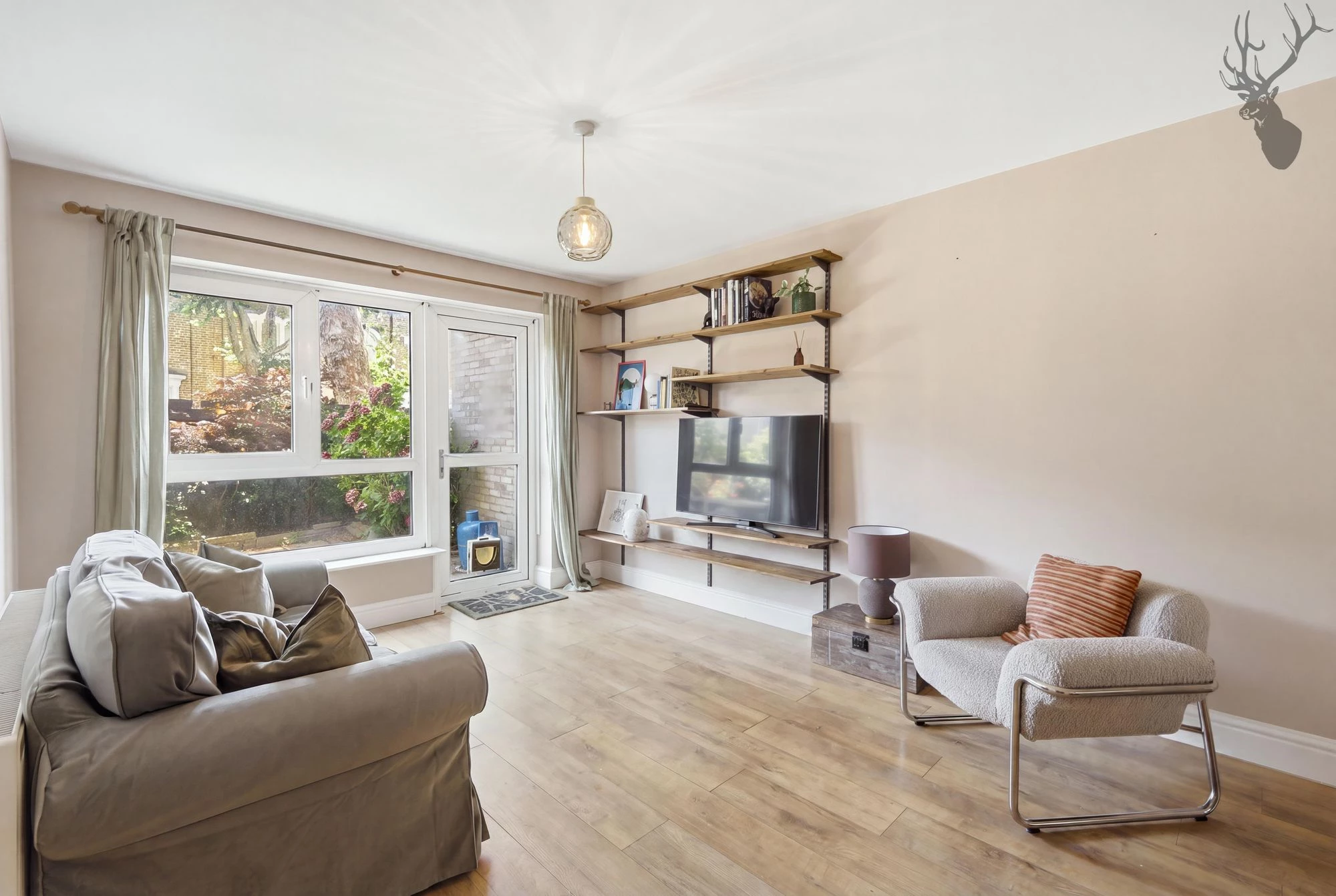 Property photo: Rosebank Gardens, Bow E3