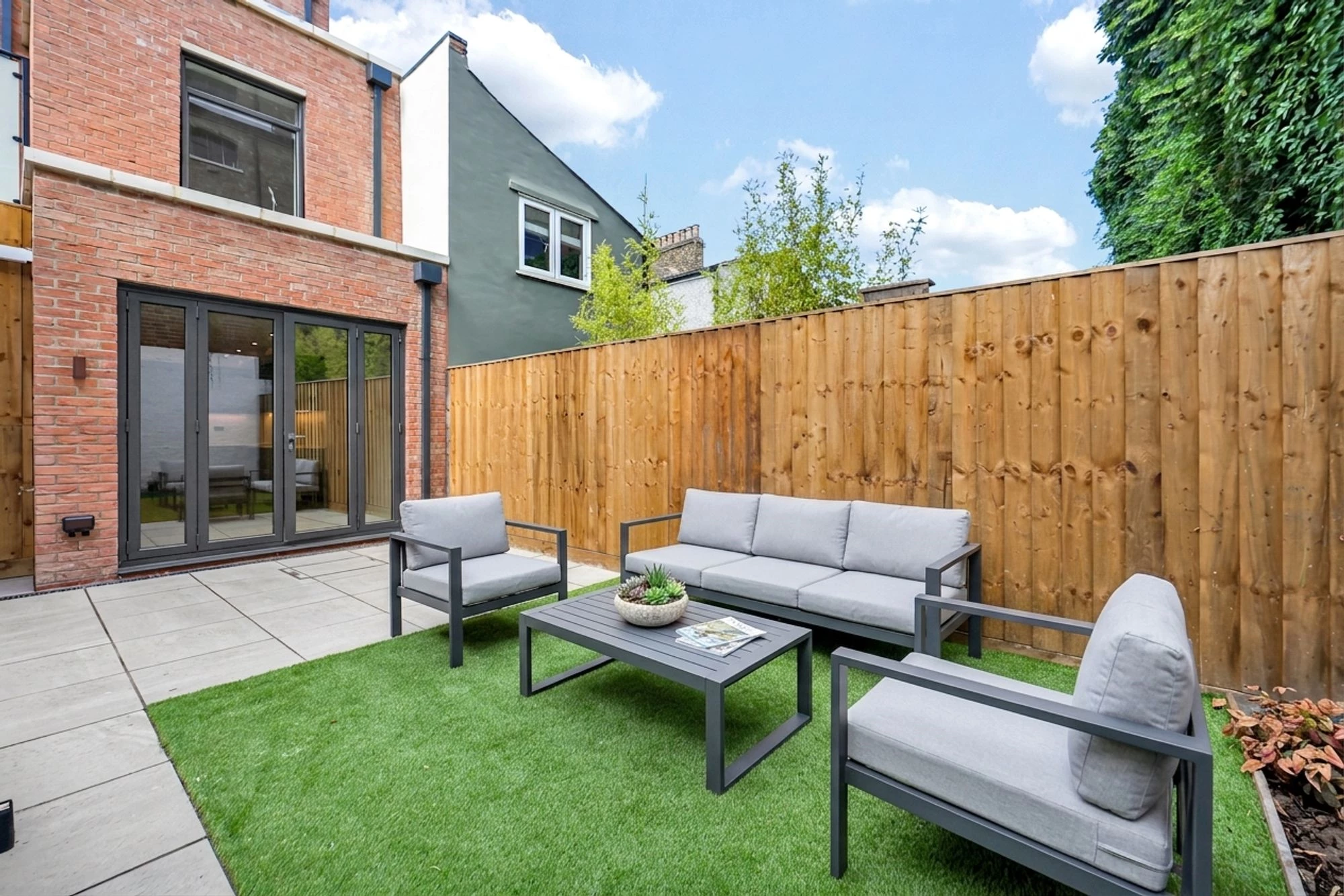 Property photo: Morris Road, London, E14