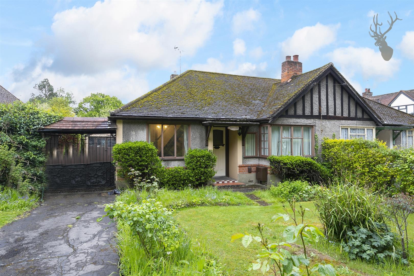 Similar Property: Bungalow in Theydon Bois