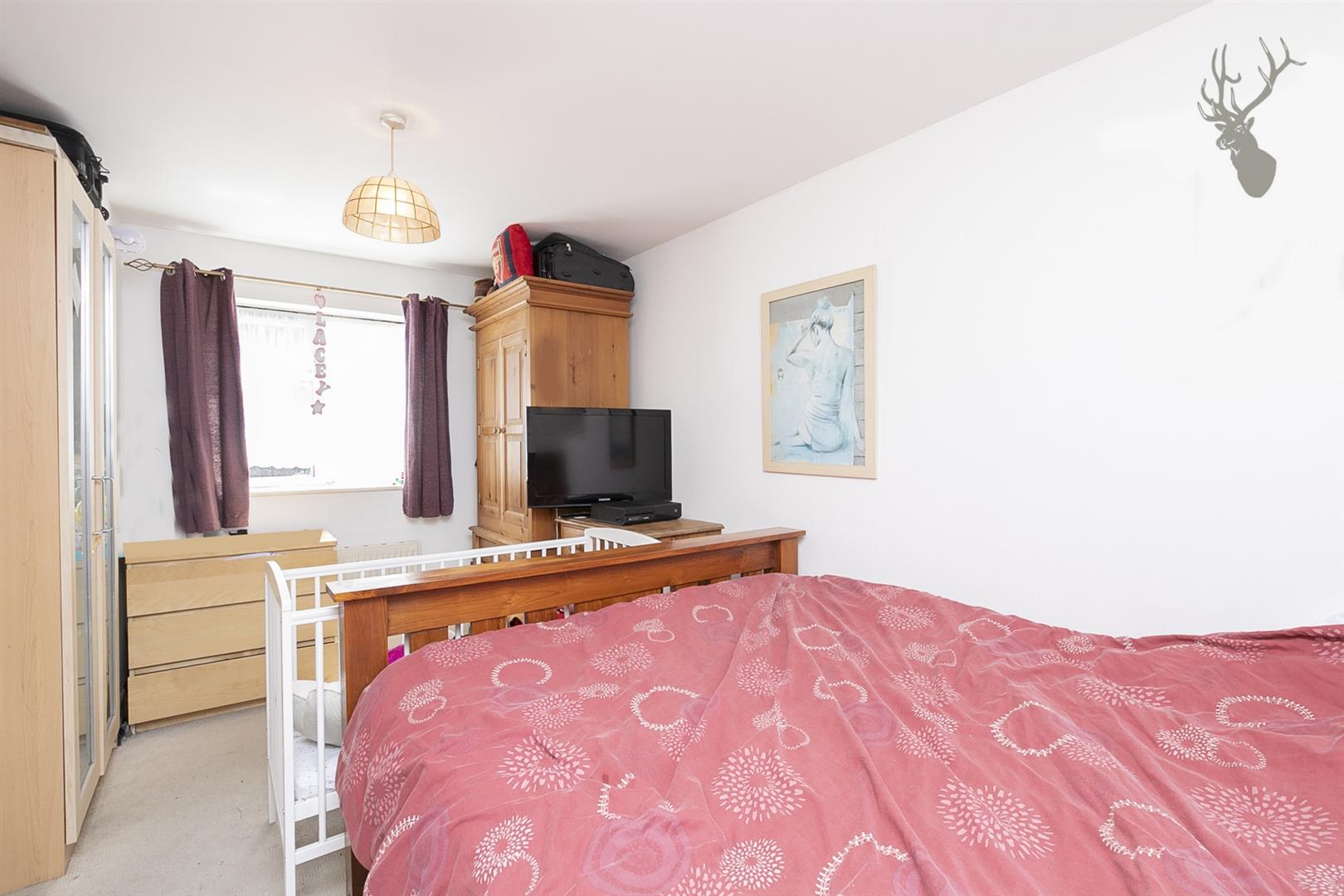 Property For Sale Ongar Road, Abridge, RM4 2 Bedroom Flat through