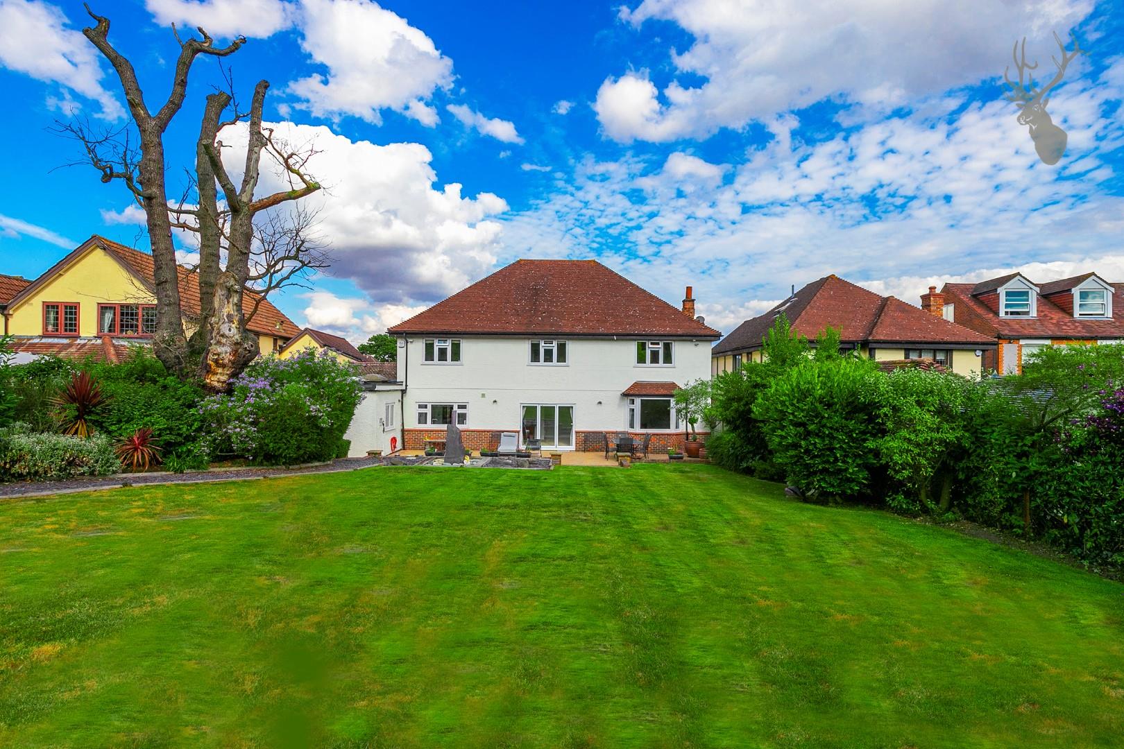 Property For Sale Theydon Park Road, Theydon Bois, CM16 5 Bedroom