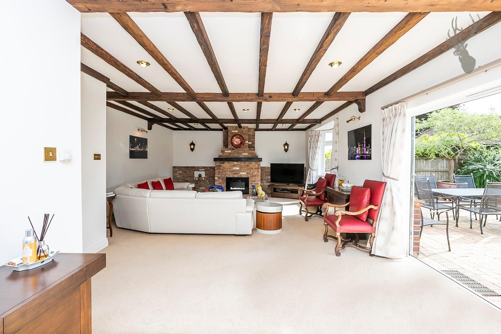 Property For Sale Theydon Park Road, Theydon Bois, CM16 5 Bedroom