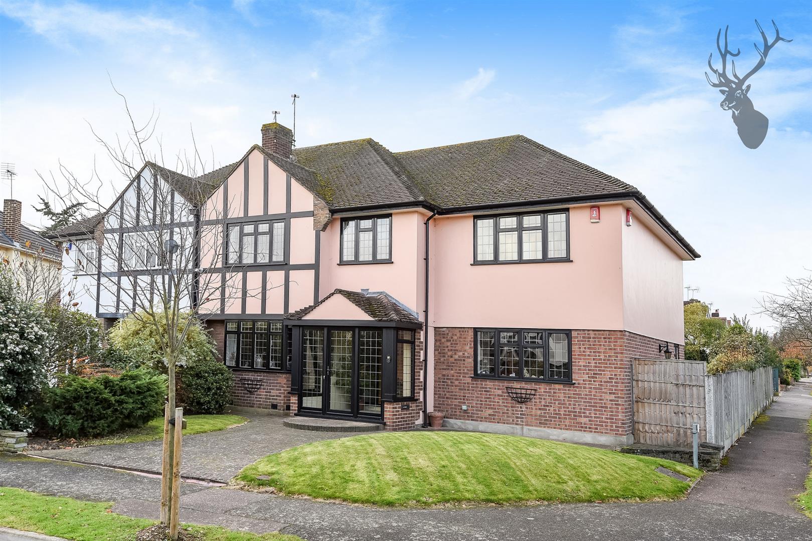 Property For Sale Harewood Hill, Theydon Bois, CM16 4 Bedroom House