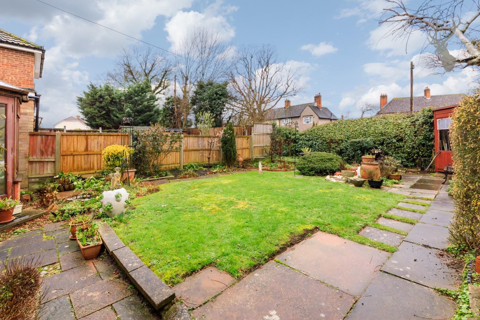 Property For Sale Hornbeam Road, Theydon Bois, CM16 3 Bedroom House