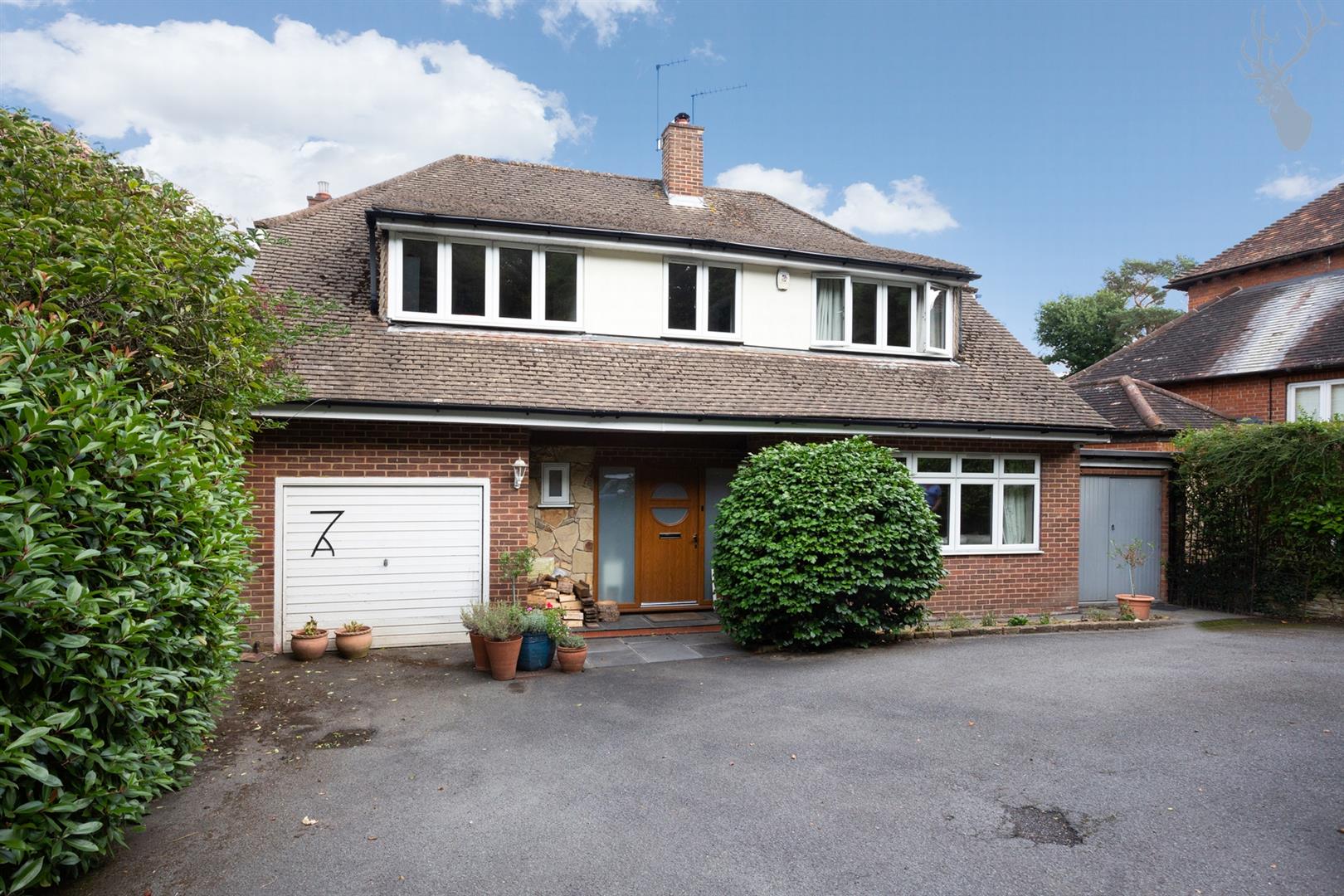 Similar Property: House - Detached in Theydon Bois