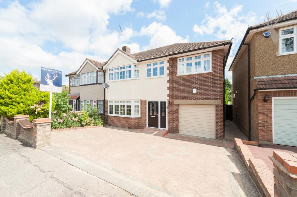 Property For Sale Harewood Hill, Theydon Bois, CM16 5 Bedroom House