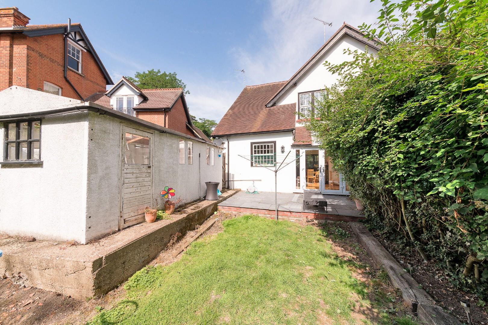 Property For Sale Kendal Avenue, Epping, CM16 3 Bedroom House Semi