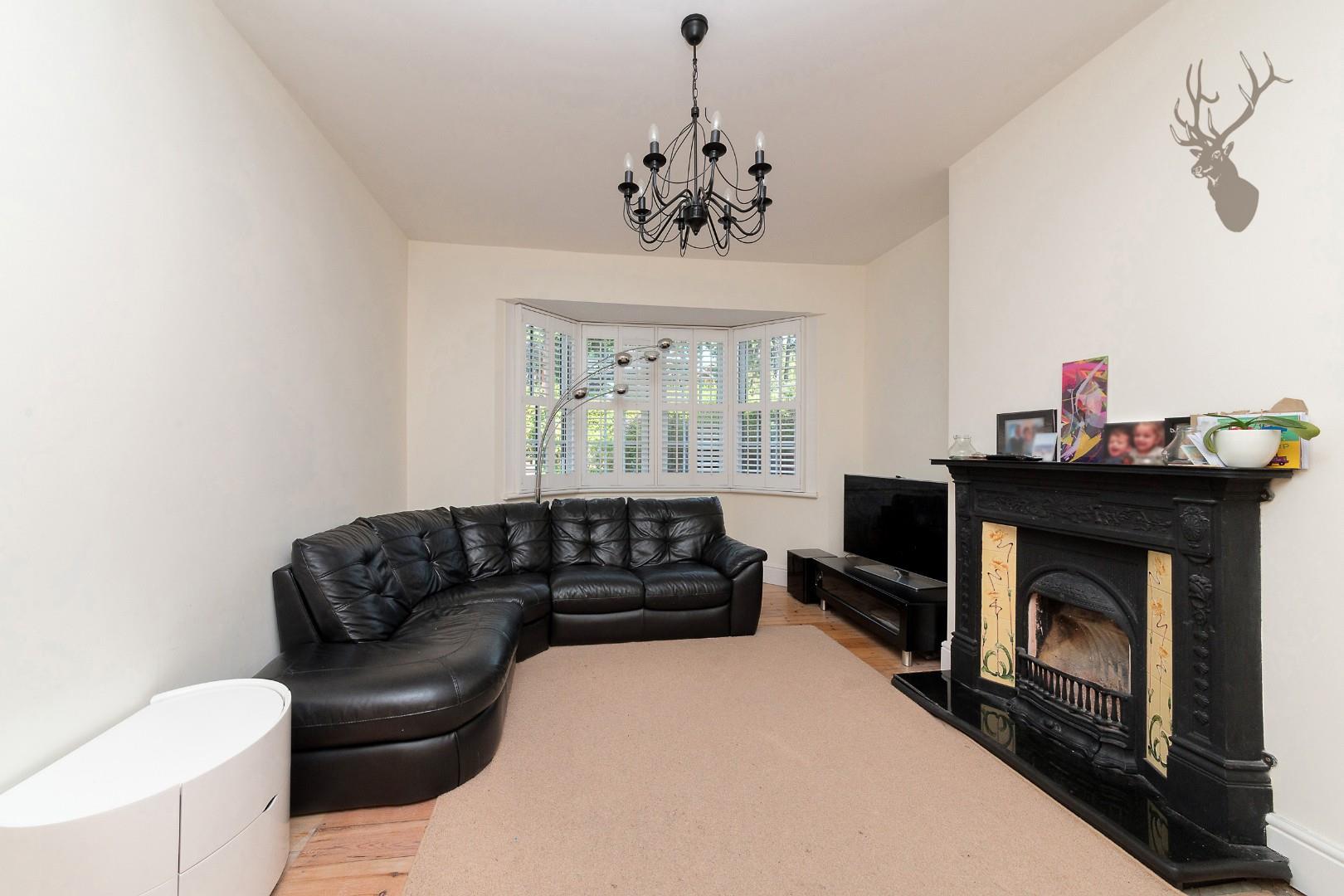 Property For Sale Kendal Avenue, Epping, CM16 3 Bedroom House Semi