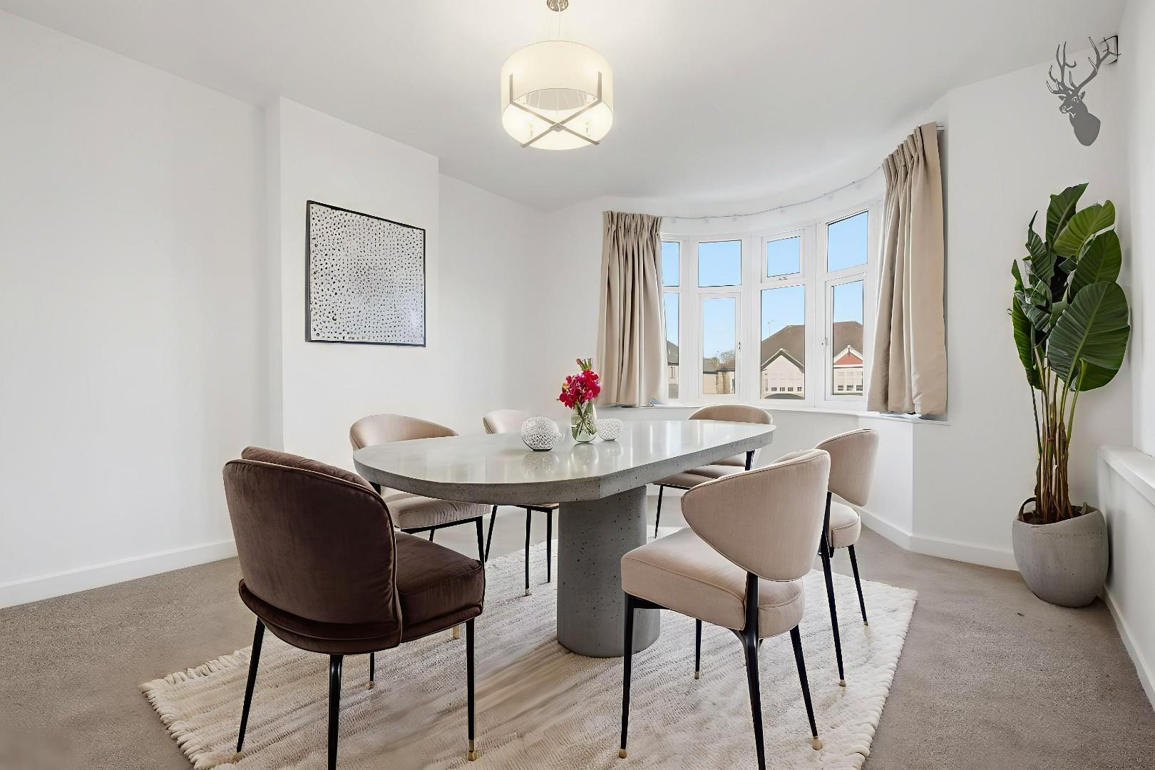 Property To Rent Theydon Park Road, Theydon Bois, CM16 4 Bedroom