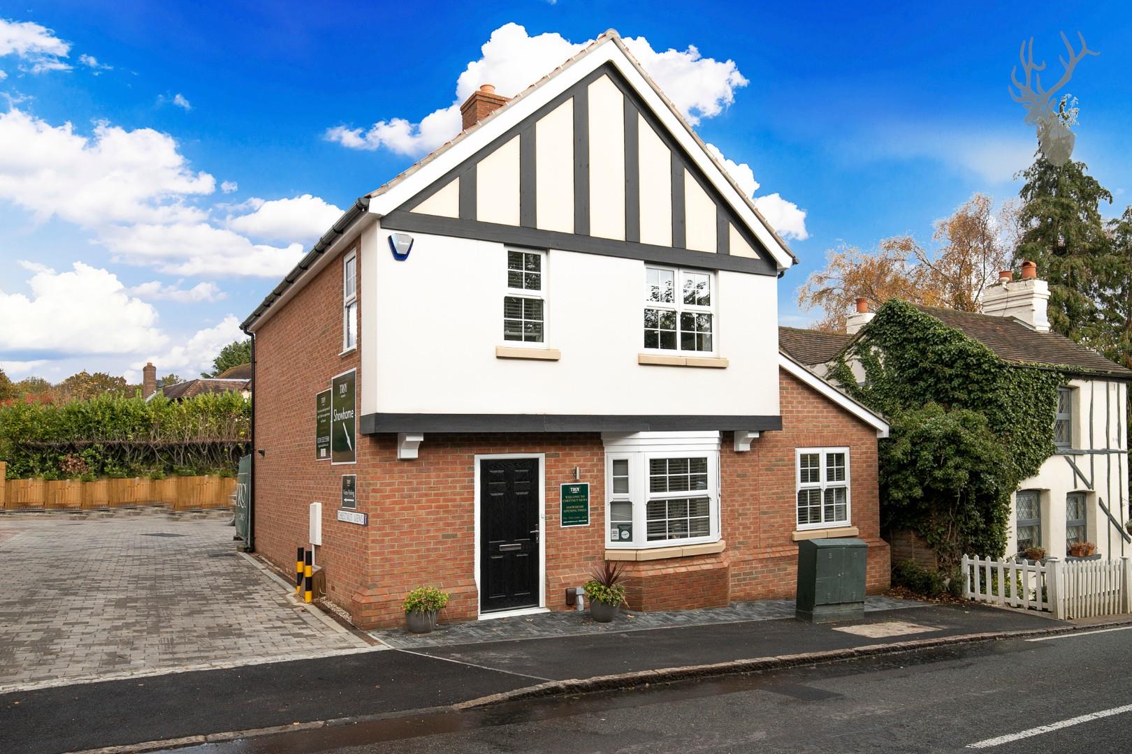 Property For Sale Coppice Row, Theydon Bois, CM16 2 Bedroom House