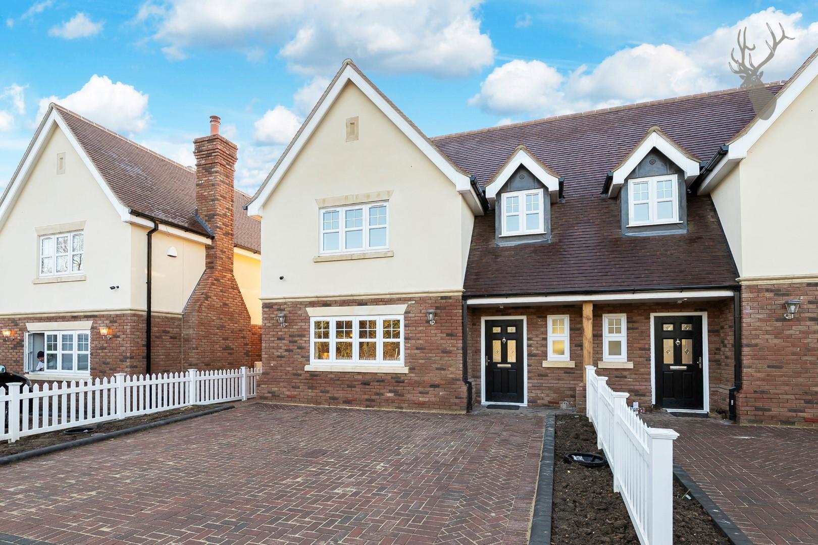 Property To Rent Stapleford Road, Stapleford Abbotts, RM4 4 Bedroom