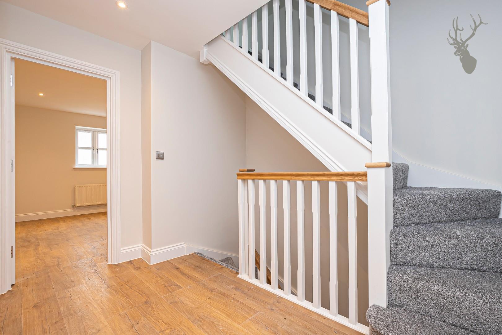 Property To Rent Stapleford Road, Stapleford Abbotts, RM4 4 Bedroom