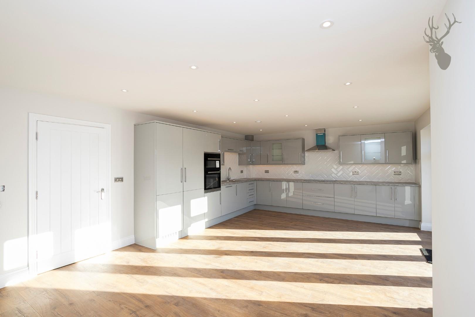 Property To Rent Stapleford Road, Stapleford Abbotts, RM4 4 Bedroom House SemiDetached