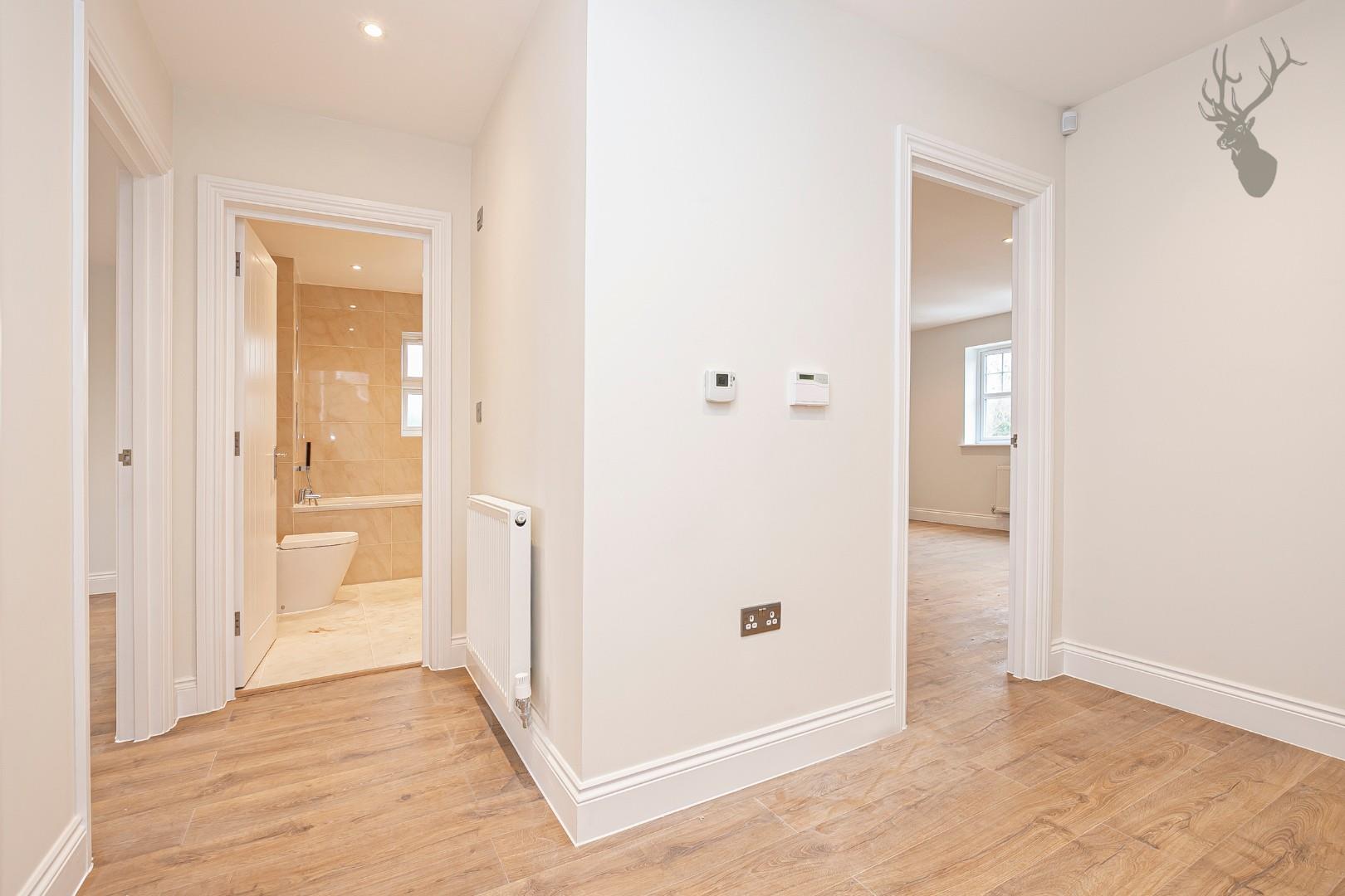 Property To Rent Stapleford Road, Stapleford Abbotts, RM4 4 Bedroom