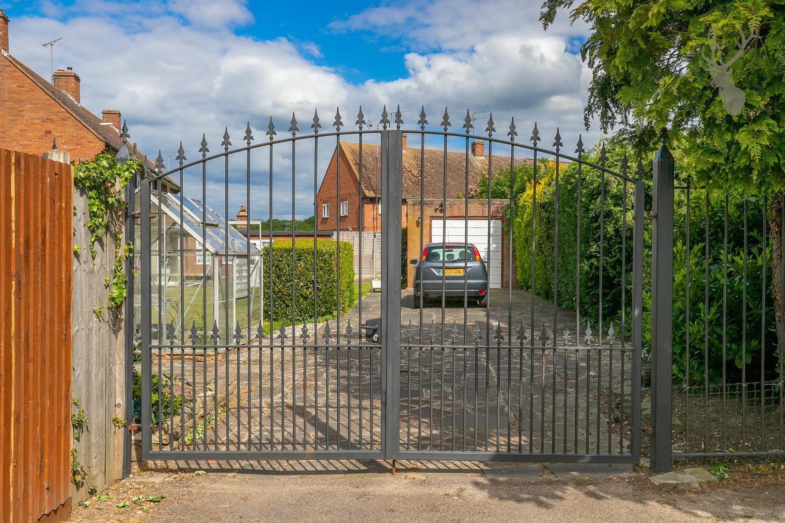 Property For Sale Pancroft, Abridge, RM4 3 Bedroom House SemiDetached through Butler & Stag