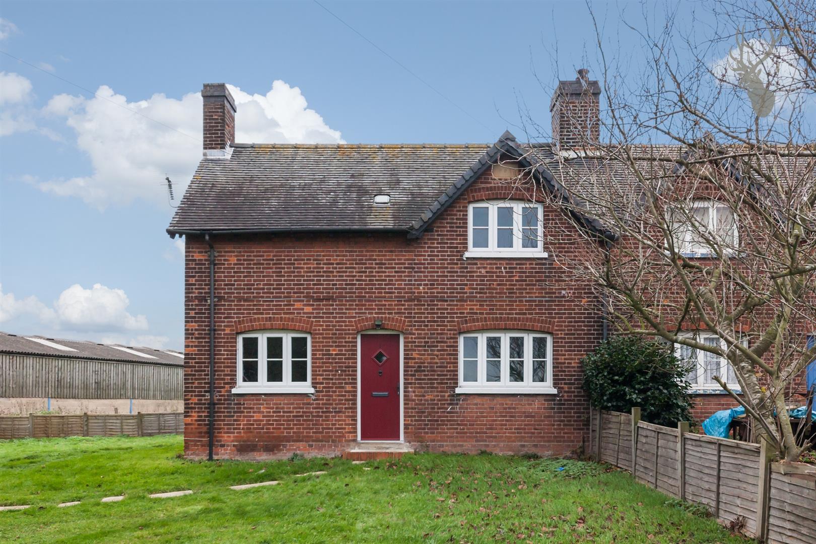 Similar Property: House - End Terrace in Romford