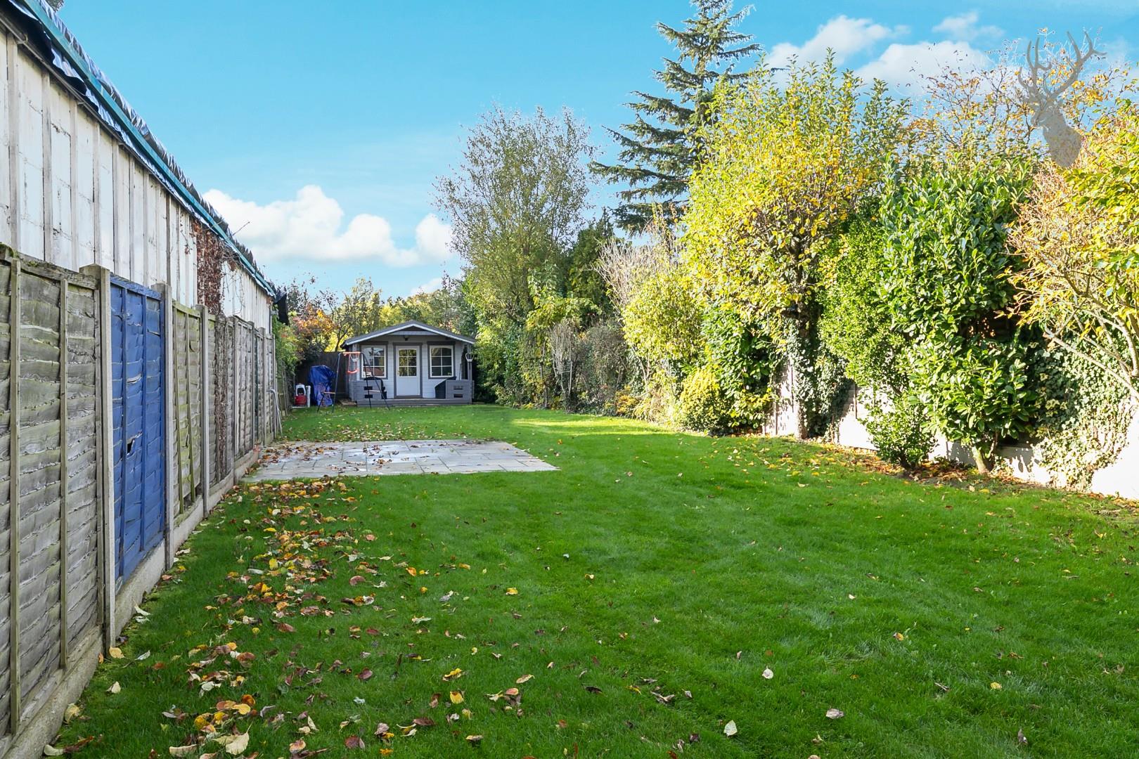 Property For Sale Theydon Park Road, Theydon Bois, CM16 3 Bedroom