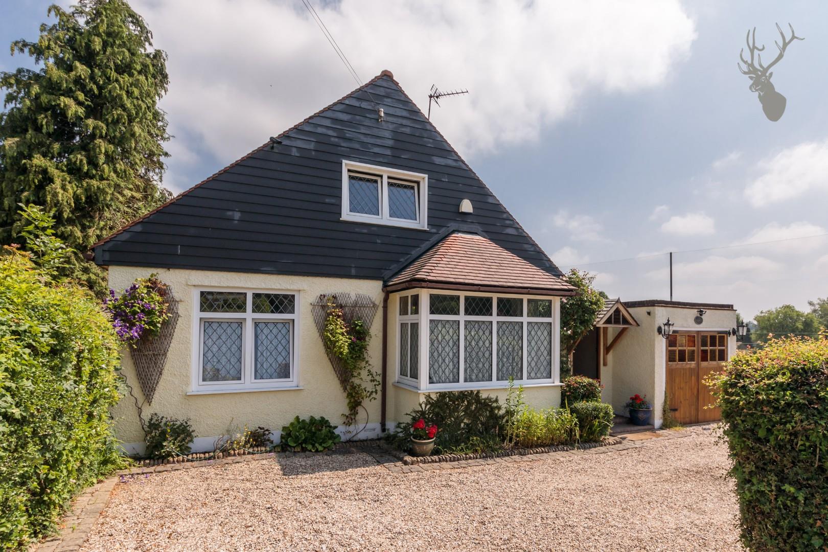 Property For Sale Sidney Road, Theydon Bois, CM16 3 Bedroom House