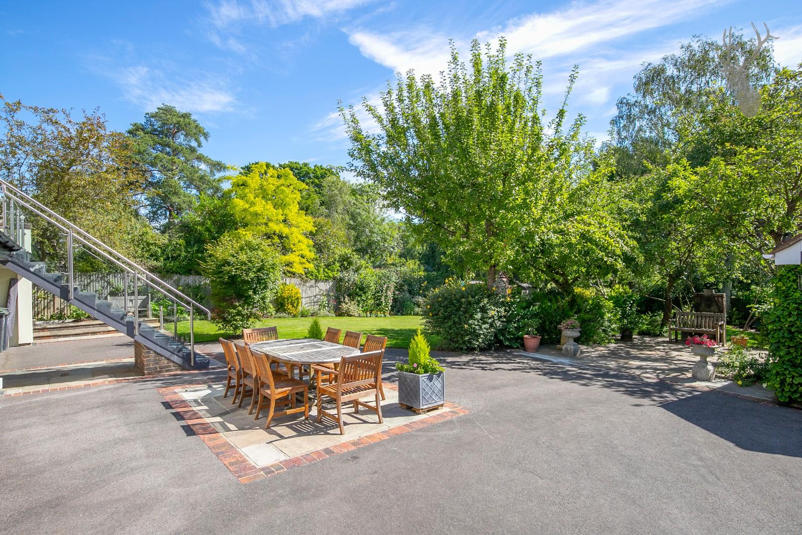 Property For Sale Theydon Park Road, Theydon Bois, CM16 5 Bedroom