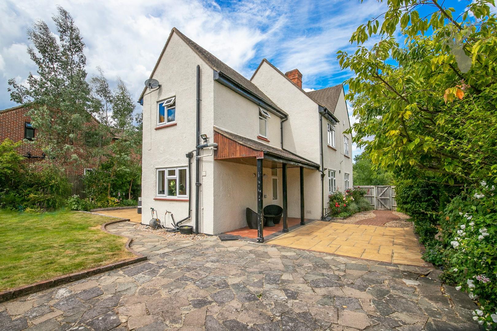 Property For Sale Coppice Row, Theydon Bois, CM16 4 Bedroom House