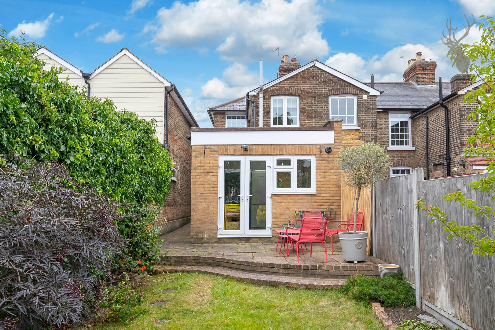 Property For Sale St. Johns Road, Epping, CM16 3 Bedroom House End