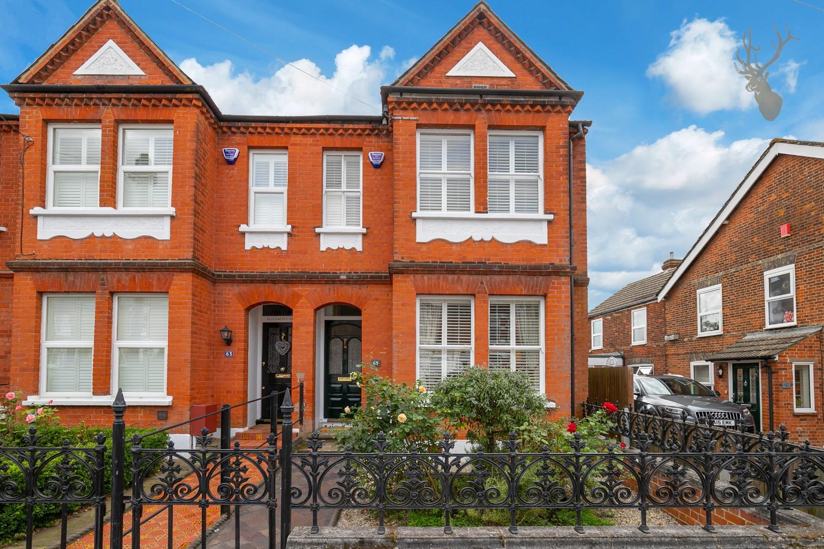 Similar Property: House - End Terrace in Epping