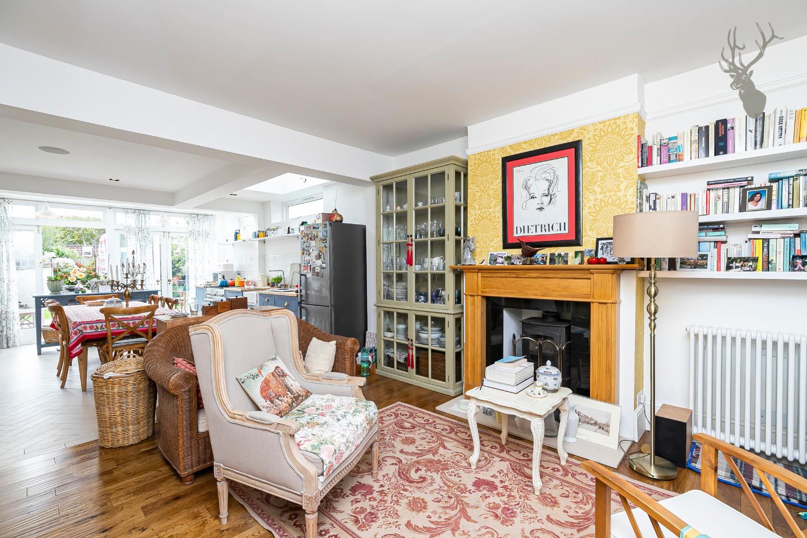 Property For Sale St. Johns Road, Epping, CM16 2 Bedroom House End