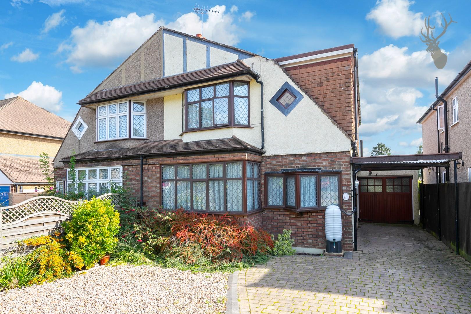 Property For Sale Woodland Way, Theydon Bois, CM16 2 Bedroom House