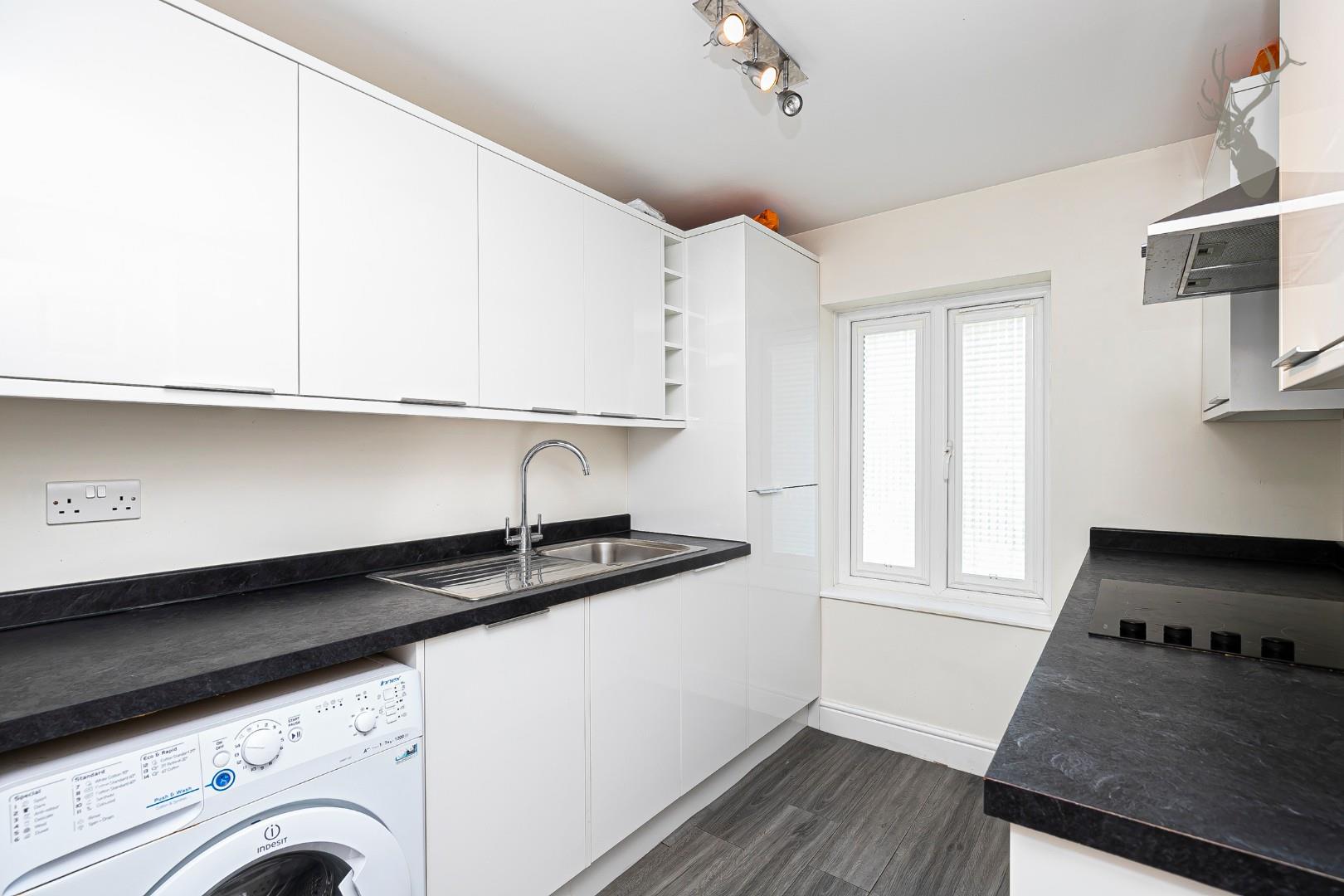 Property To Rent Falmouth Avenue, Chingford, E4 2 Bedroom Flat