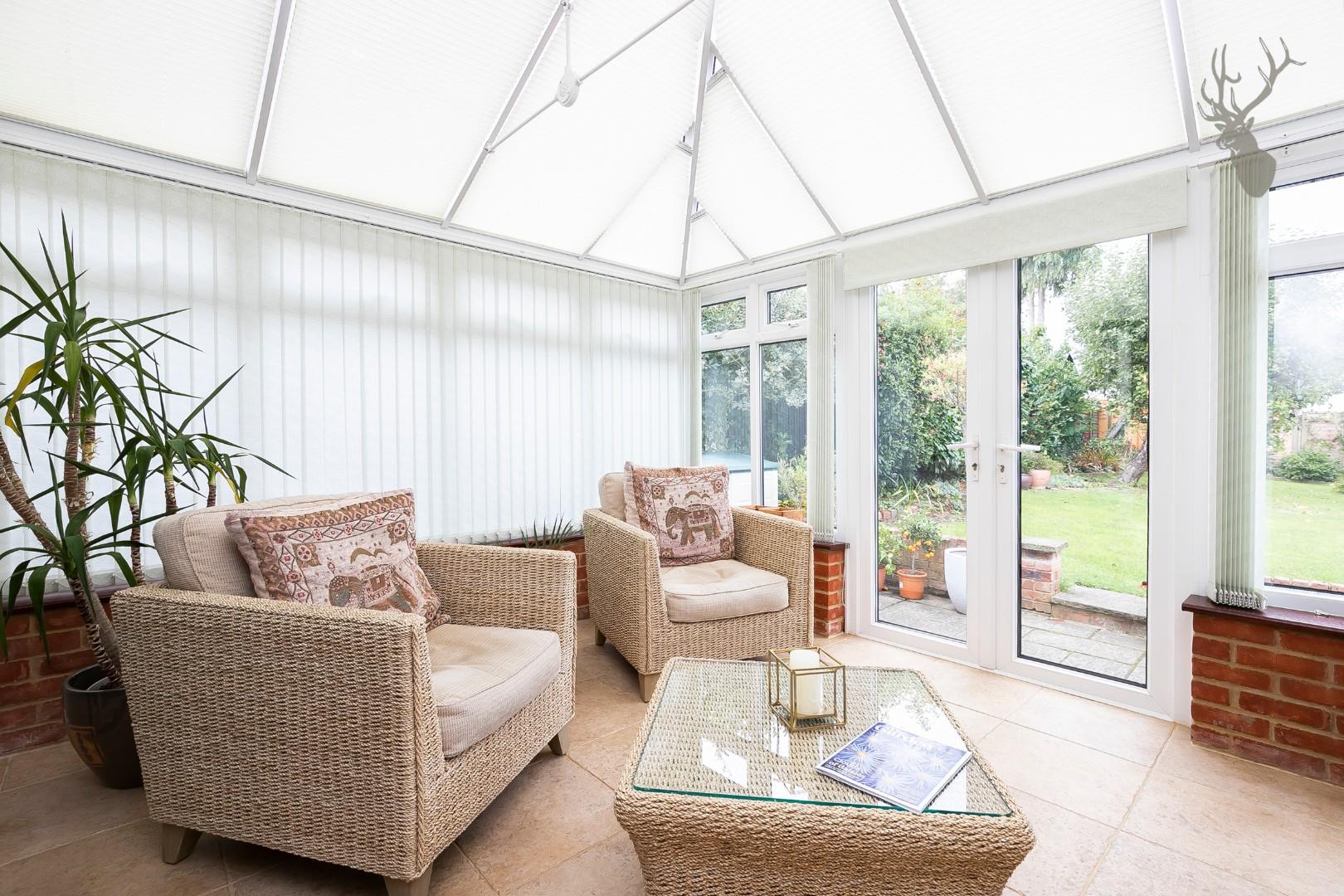 Property For Sale Roundmead Avenue, Loughton, IG10 3 Bedroom House