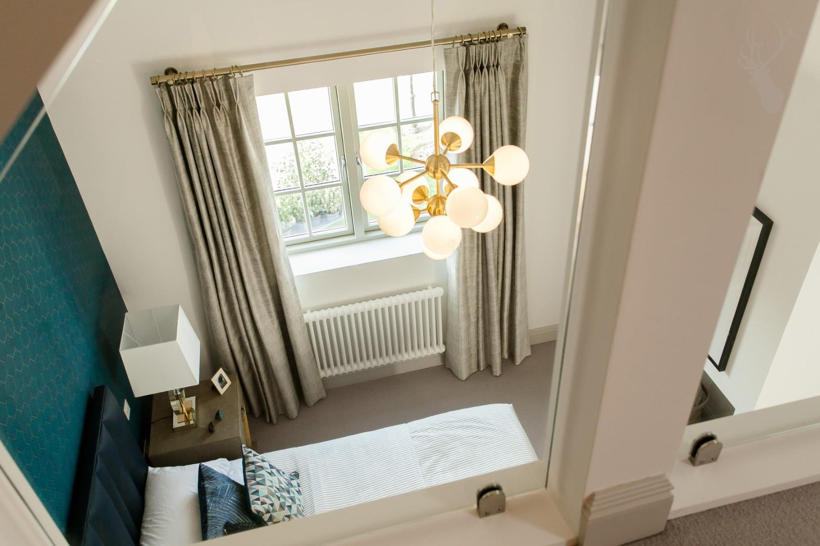 Property For Sale Avey Lane, Waltham Abbey, EN9 5 Bedroom House