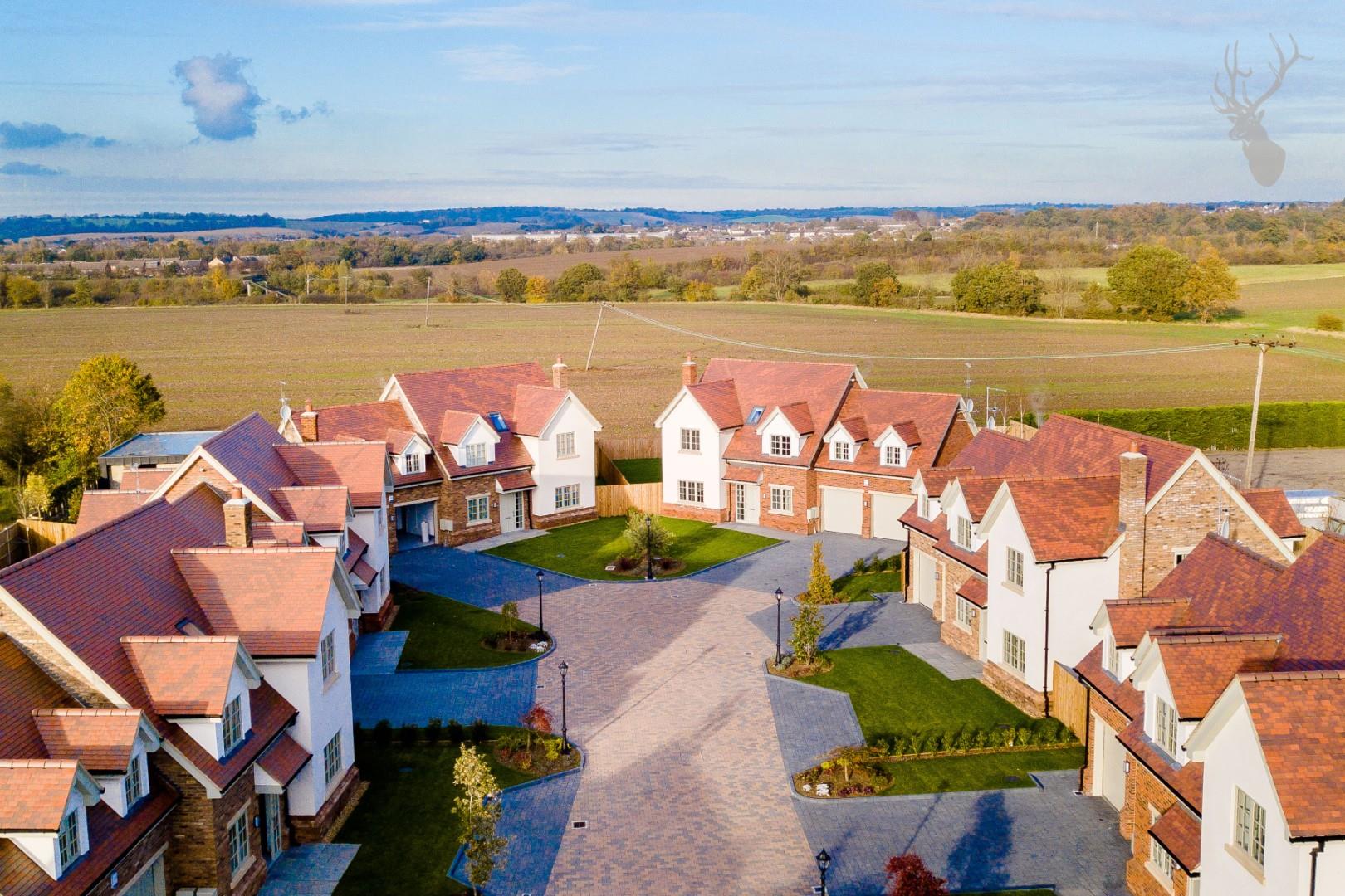 Property For Sale Avey Lane, Waltham Abbey, EN9 5 Bedroom House