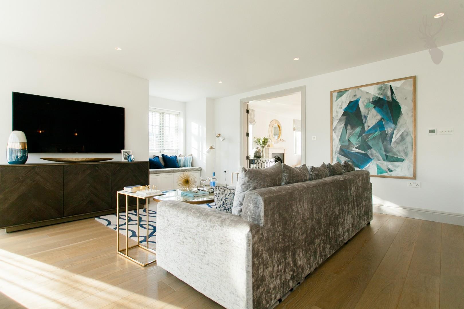 Property For Sale Avey Lane, Waltham Abbey, EN9 5 Bedroom House