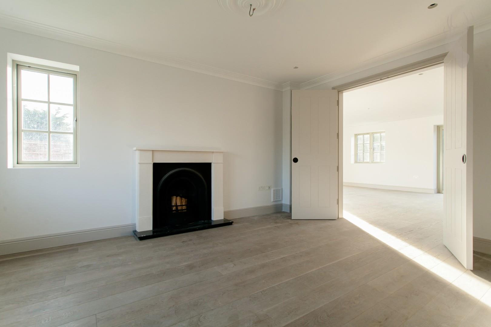 Property For Sale Avey Lane, Waltham Abbey, EN9 5 Bedroom House