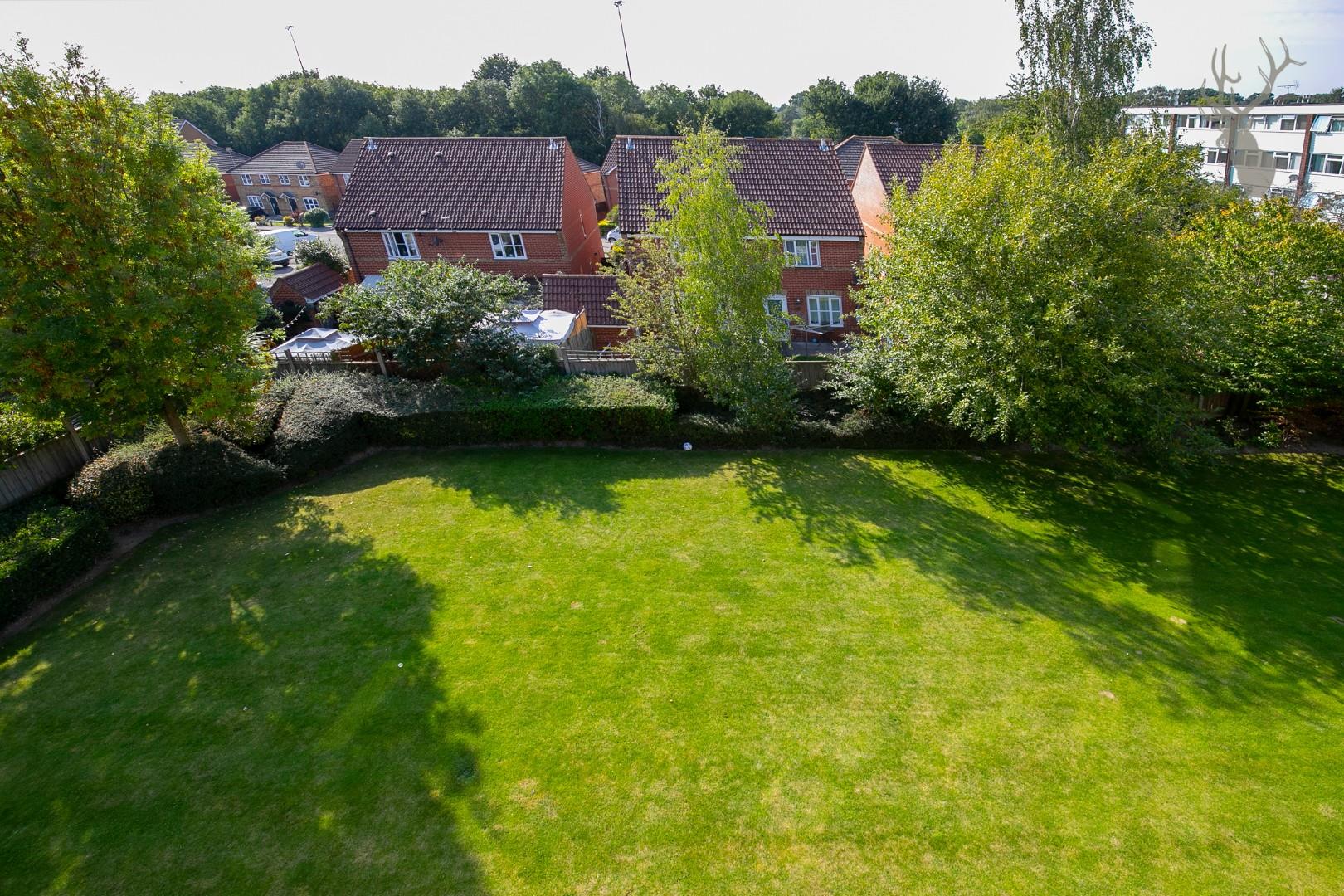 Property To Rent Manford Way, Chigwell, IG7 2 Bedroom Flat through