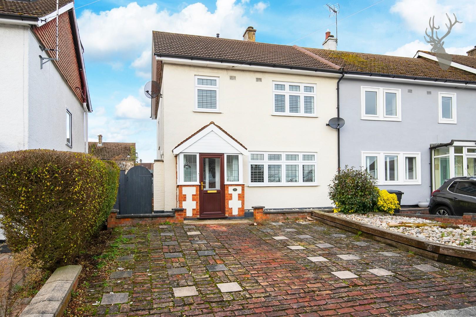 Property For Sale Chandler Road, Loughton, IG10 3 Bedroom House End