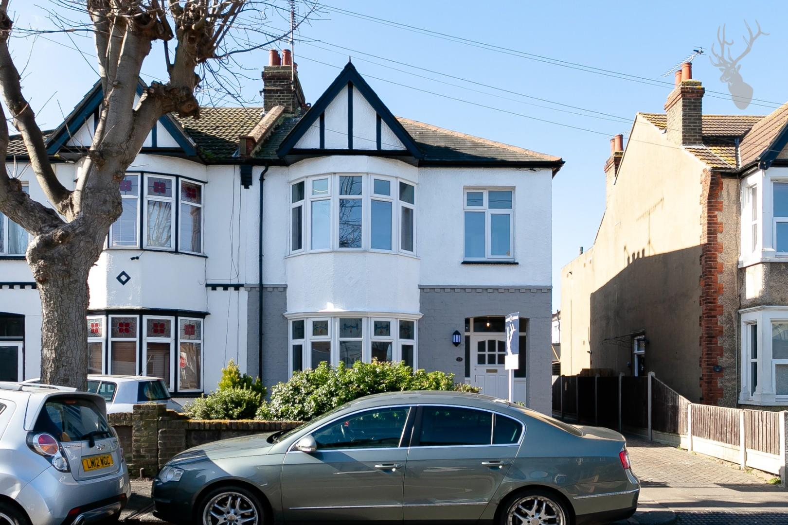 Similar Property: House in Southend-On-Sea