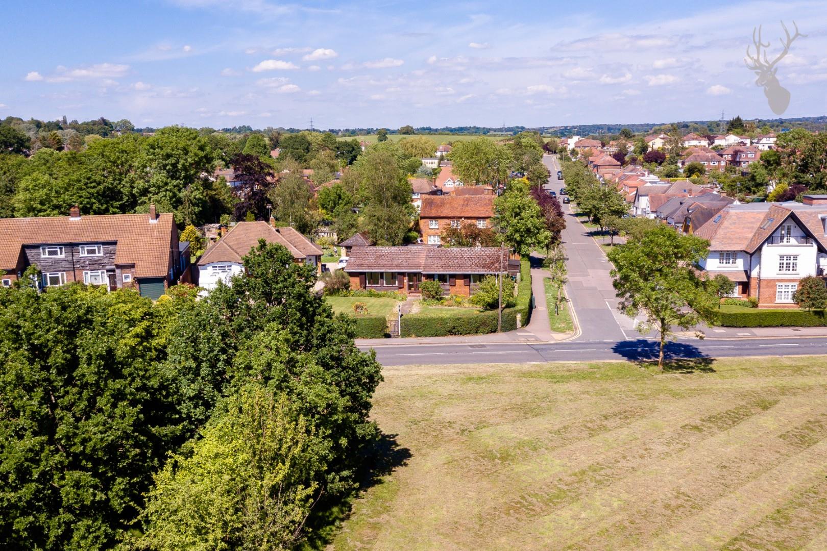 Property For Sale Coppice Row, Theydon Bois, CM16 3 Bedroom Bungalow