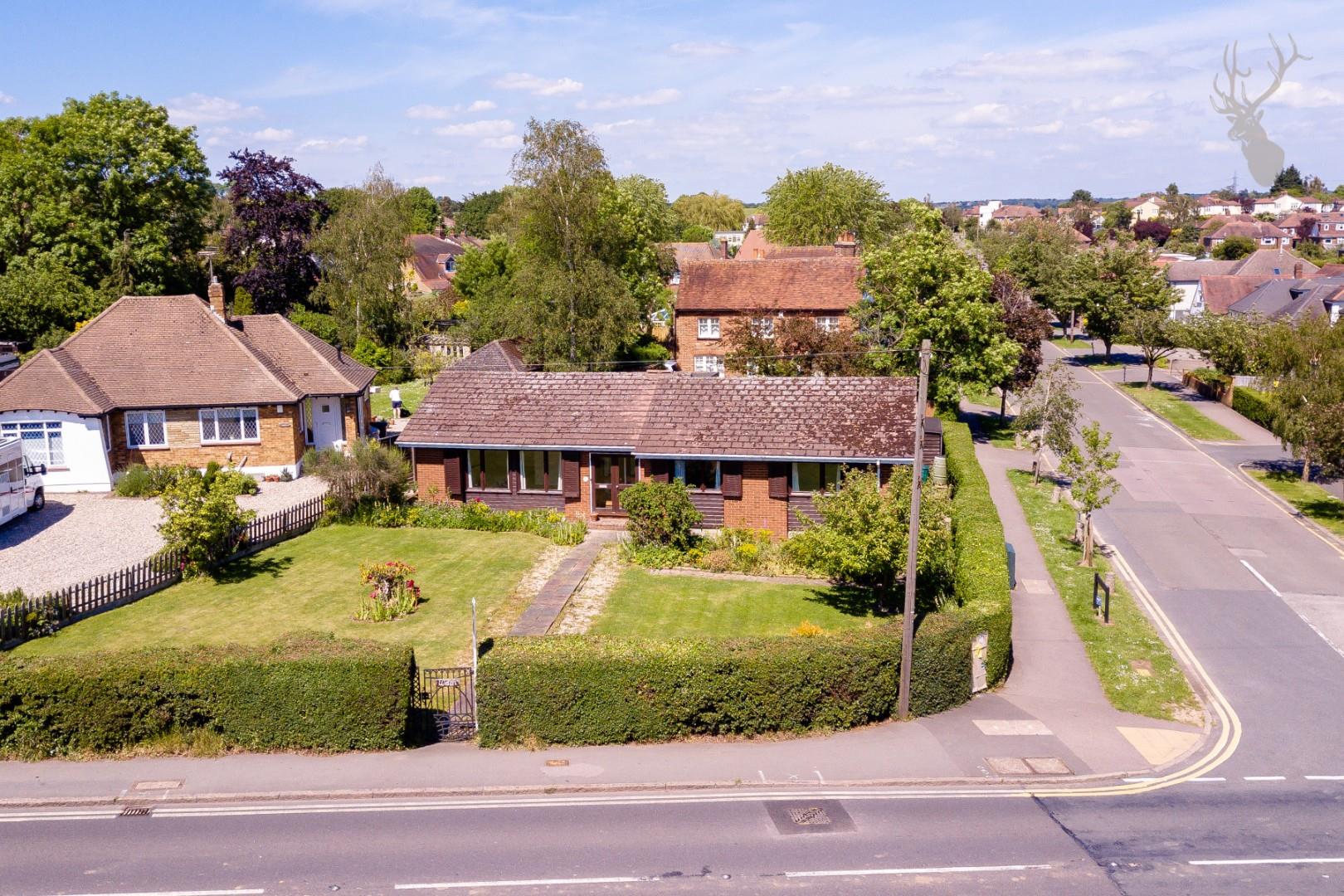 Property For Sale Coppice Row, Theydon Bois, CM16 3 Bedroom Bungalow