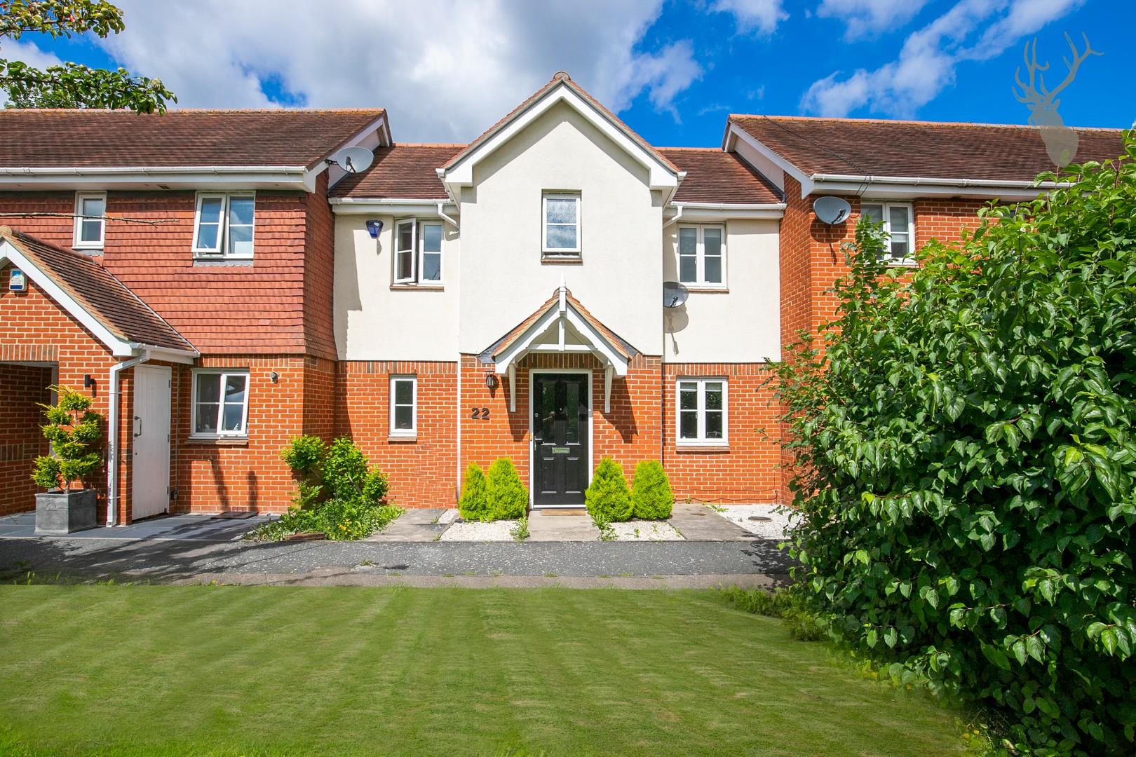 Similar Property: House - Terraced in Loughton